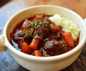 Pioneer Woman’s Crockpot Beef Stew