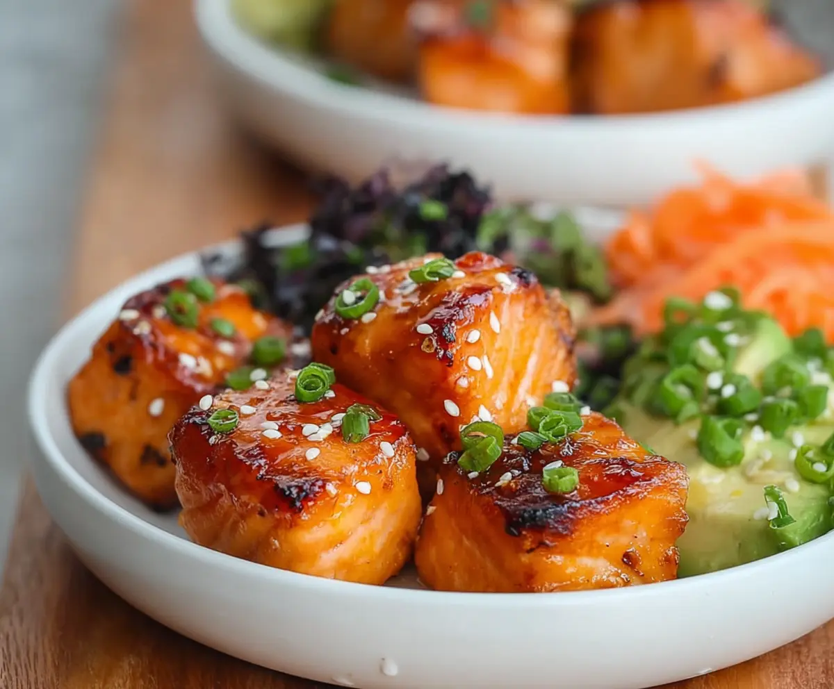 Easy Bang Bang Salmon Bites Bowls