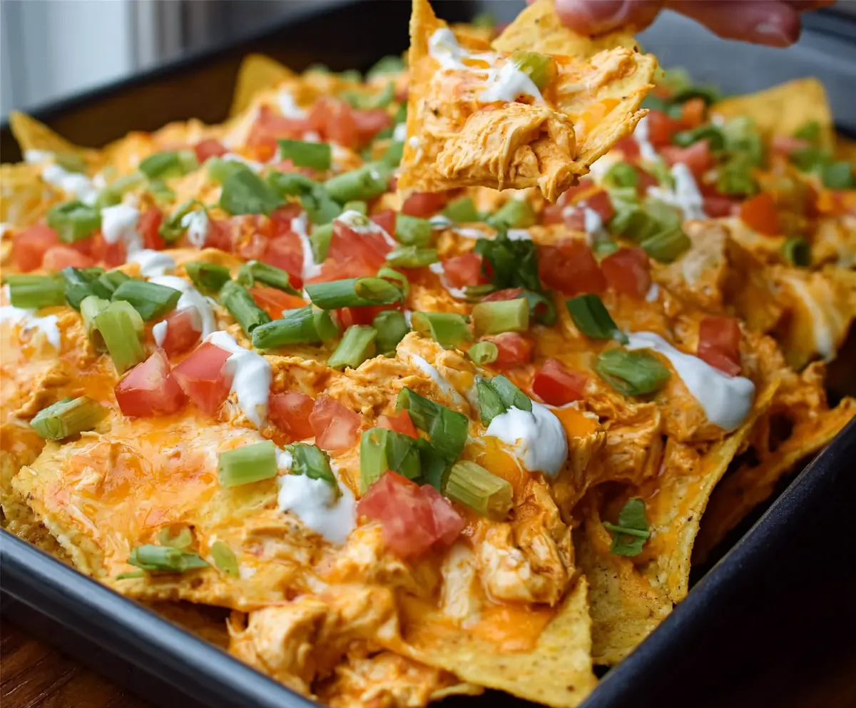 Easy Buffalo Chicken Nachos